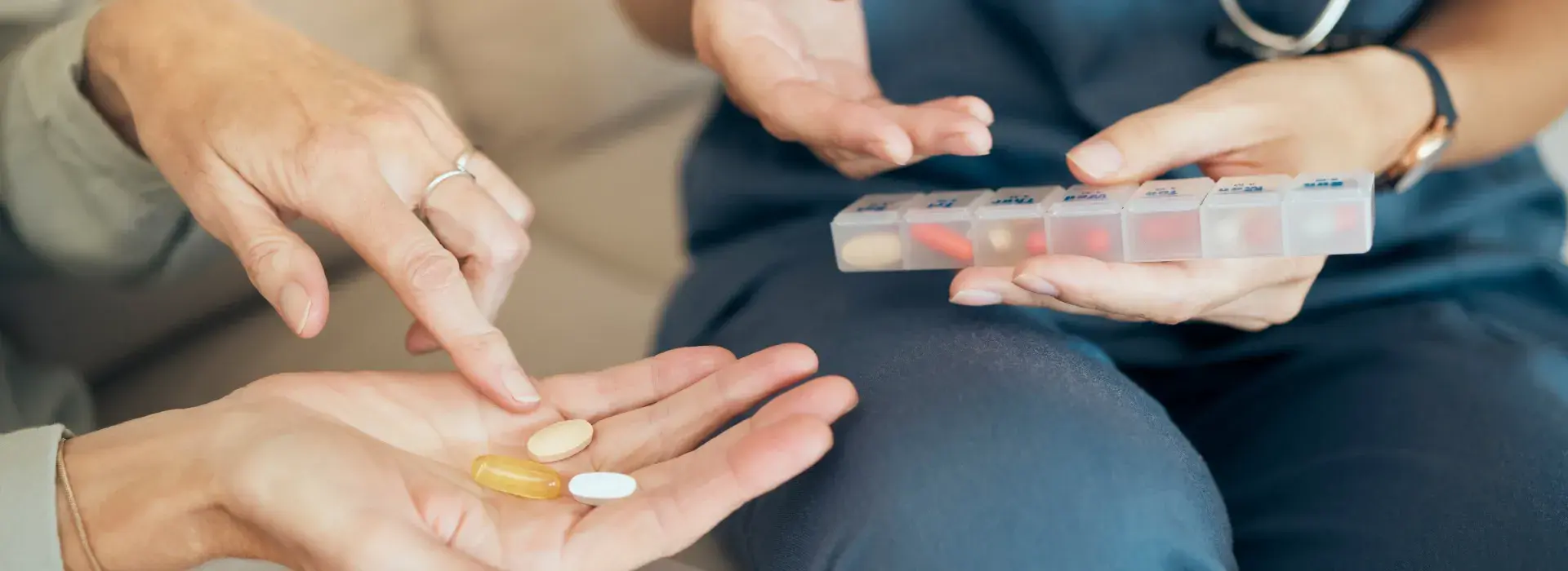 Credencial en Cuidados de Salud para la Persona Mayor (con Enfoque Profesional)