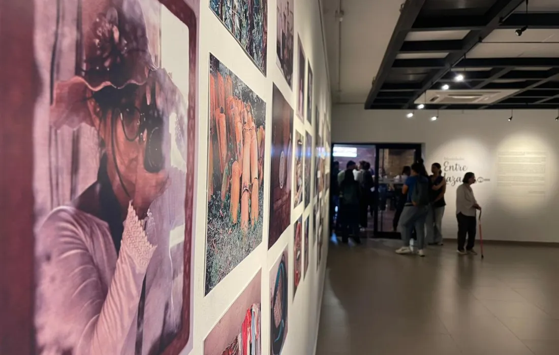 Quiasma en una exposición que destaca por su creatividad y exploración personal