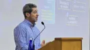Fabián Osorio, decano de la Facultad de Ciencias Económicas y Administrativas