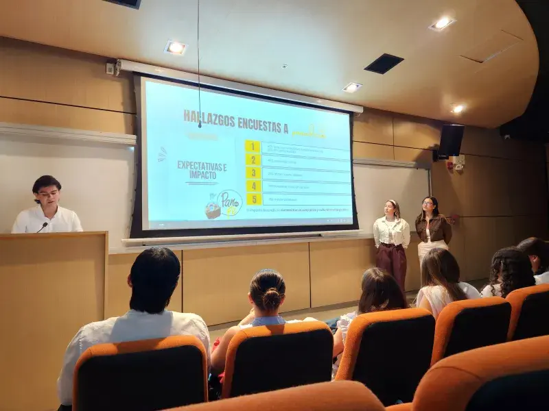 Javerianos diseñan estrategia de mercadeo para Levapan y su campaña nacional Pan Con Fe